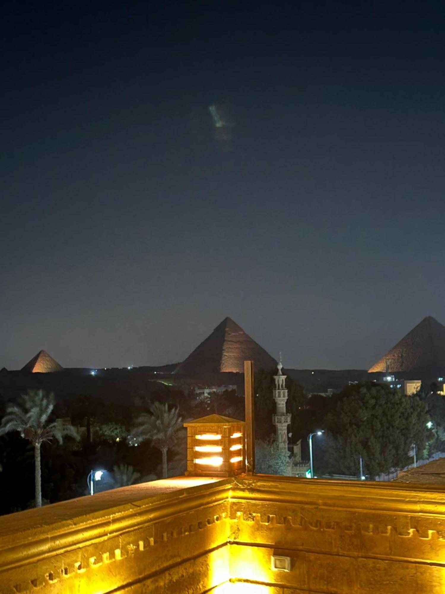 Taj Pyramids View Inn Kafret el-Gabal Exteriér fotografie