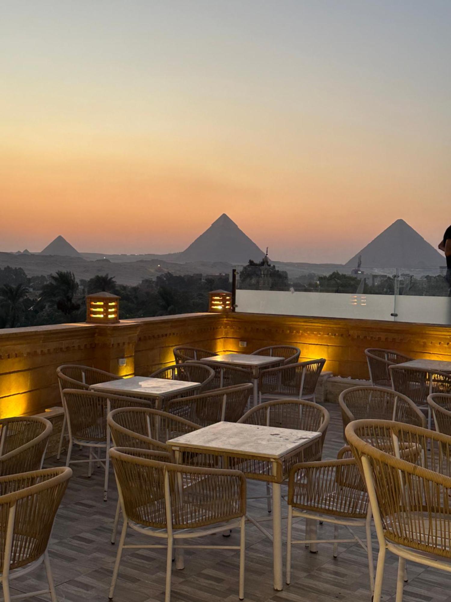 Taj Pyramids View Inn Kafret el-Gabal Exteriér fotografie