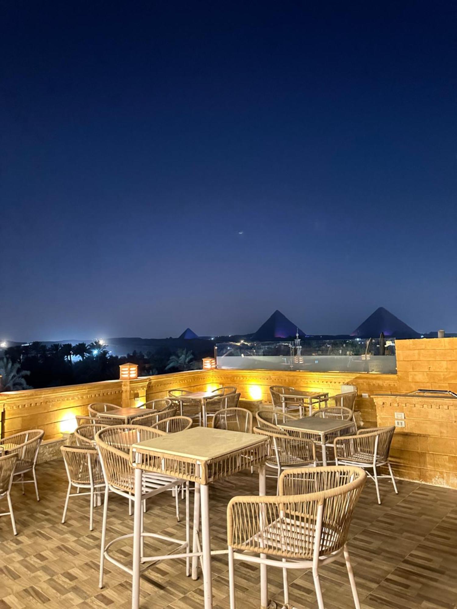 Taj Pyramids View Inn Kafret el-Gabal Exteriér fotografie