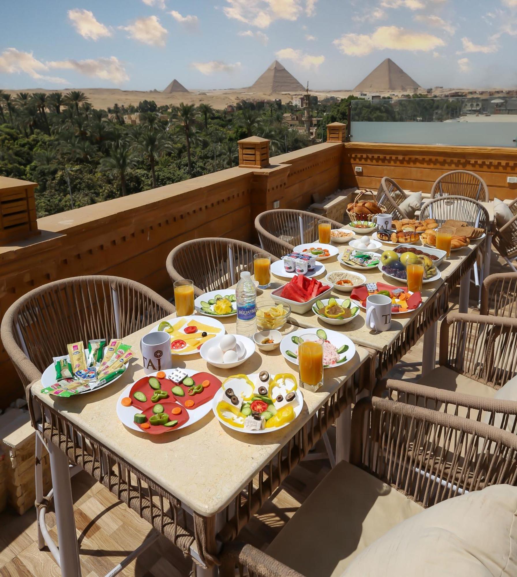 Taj Pyramids View Inn Kafret el-Gabal Exteriér fotografie