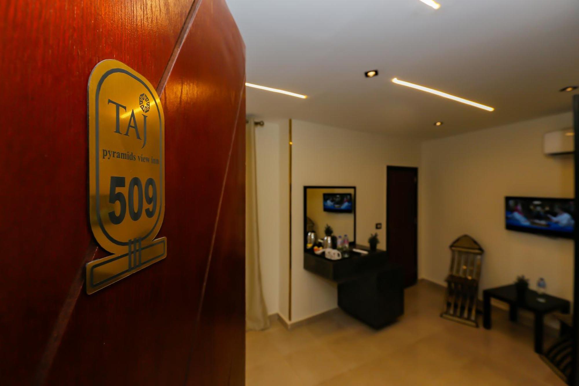 Taj Pyramids View Inn Kafret el-Gabal Exteriér fotografie